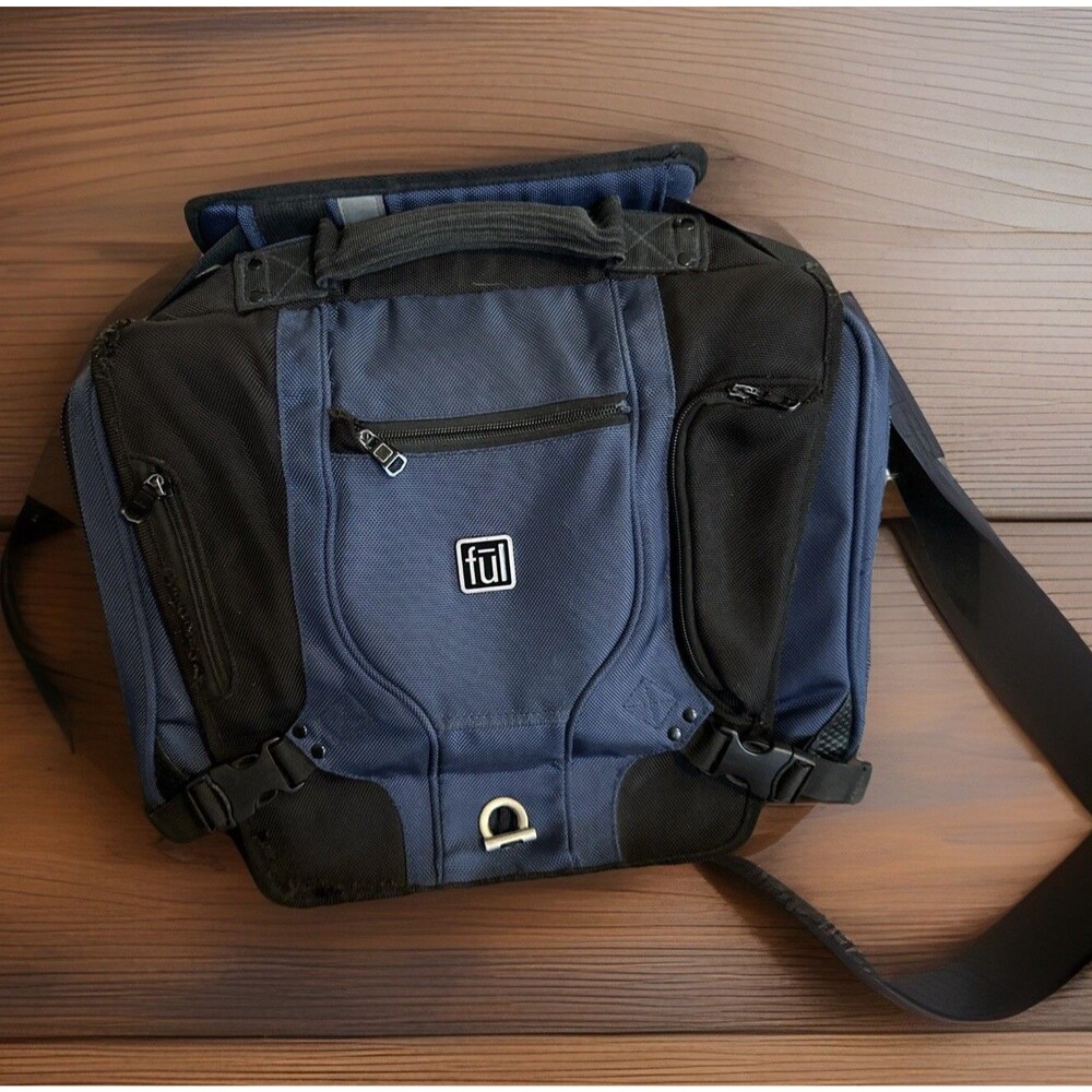 FUL Tennman 17" Padded Laptop Computer Travel Messanger Crossbody Bag Blue Nylon
